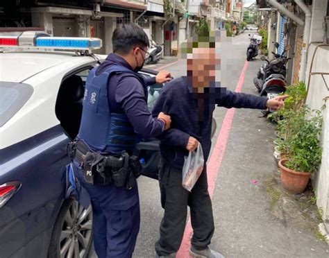 八旬老翁街頭迷途 花市暖警護送返家 東台先鋒報