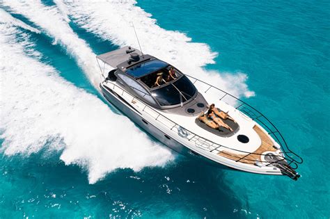 Ft Luxury Yacht Rental In Cancun Mexico