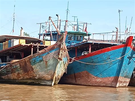 Nelayan Tradisional Minta Petugas Tangkap Pemilik Kapal Pukat Tarik Di