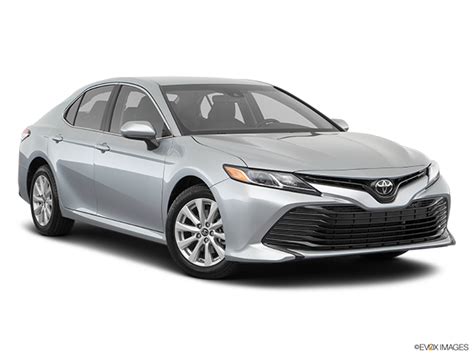 2019 Toyota Camry Reviews Price Specs Photos And Trims Drivingca