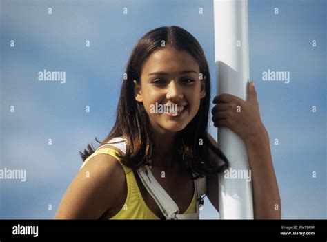 Szenenfoto Aus Flipper Jessica Alba 1995 Photo Credit Karl Fehr