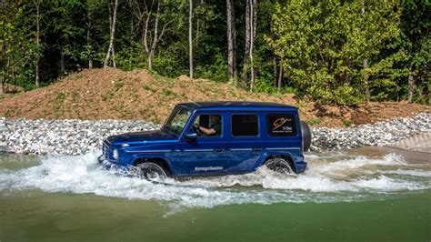 This Flawlessly Restored Convertible Mercedes G Wagen Is 30k Cheaper