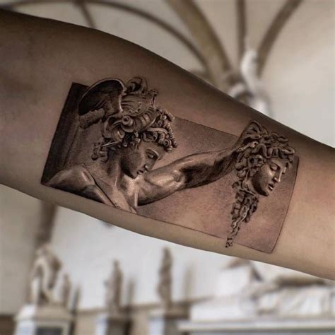 Perseus With Medusa Cellini Medusa Tattoo Greek Tattoos Tattoos