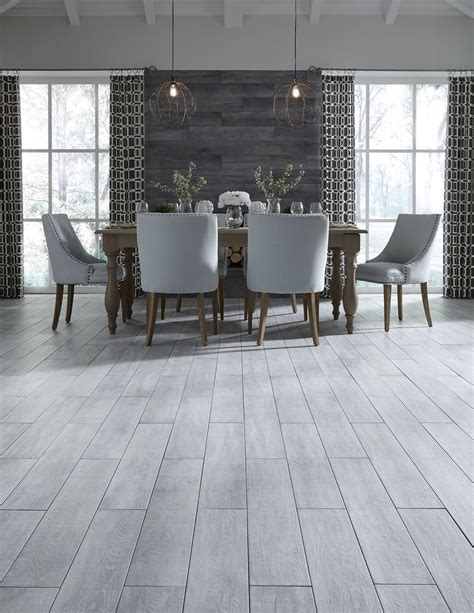 10 Grey Tile That Looks Like Wood DECOOMO