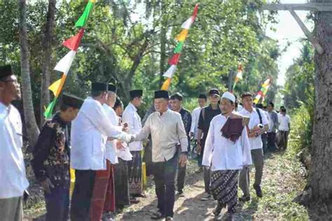 Plt Bupati Asmar Resmikan Gedung Thoriqoh Ponpes Lansia Desa Alahair