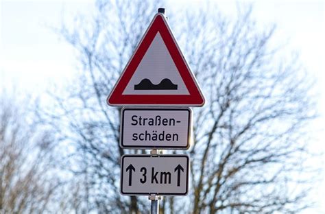 German Road Signs Information Meanings And Markings Rac Drive