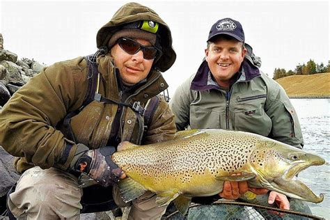 Tour Guiado De Pesca En Los Canales De Tekapo Y Twizel