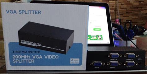 VGA SPLITER 1 TO 4 PORT 200MHZ + ADAPTOR / VGA SPLITTER 4 PORT