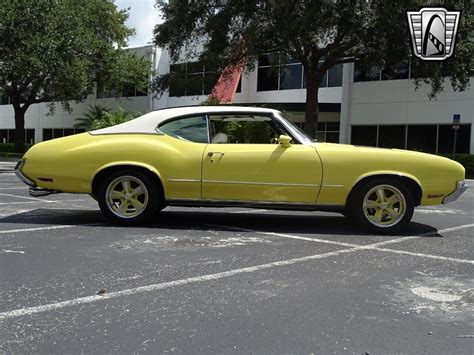 Sunfire Yellow 1972 Oldsmobile Cutlass 350 V8 Th350 Automatic Available Now Used Oldsmobile