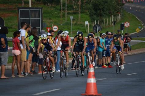 Escolinha De Triathlon Apresenta Novos Talentos No Brasileiro Infantil