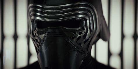 Star Wars 9: Kylo Ren Reportedly Has A New Helmet