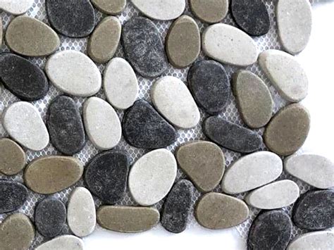 Flat Pebble Sand Light Mosaic 300 X 300mm