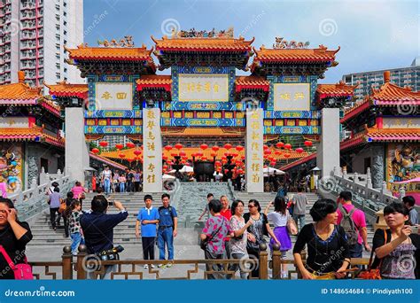 Devotees And Visitors At Wong Tai Sin Temple In Hong Kong Editorial