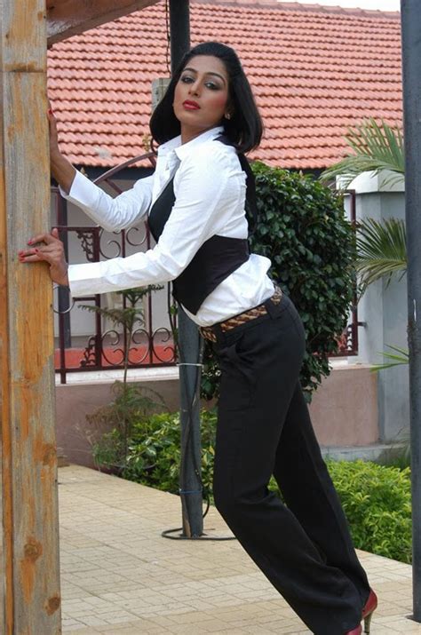 Indian Actresses Hub Padma Priya Hot Latest Pics