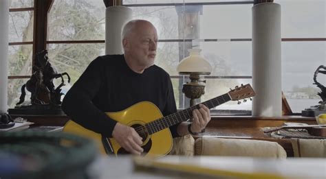 David Gilmour lança Dark and Velvet Nights Veja o novo clipe do