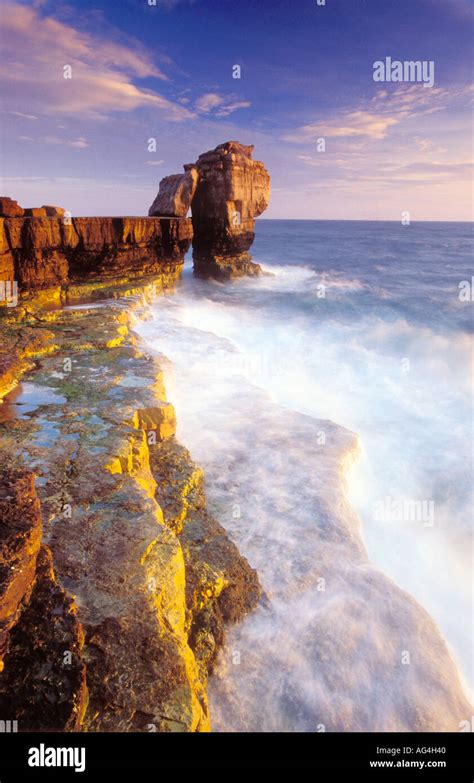 Pulpit Rock Portland Bill Dorset England Uk United Kingdom Europe Stock