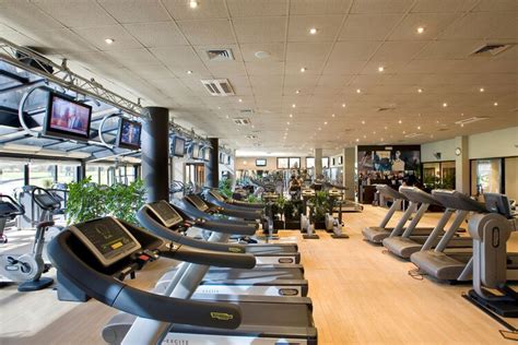 Sweat It Out: Top-Rated Gyms in Milan for Your Fitness Journey — The Nest Milan™