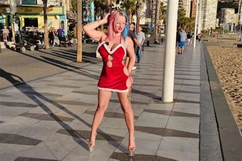 I M A Benidorm Stripper I M Celebrating Christmas With A Festive Lesbian Sex Show Daily Star