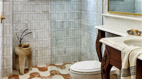 5 Simple, but Genius Layout Tricks for a Bathroom | Livingetc