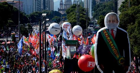 Manifestantes Voltam S Ruas Em Todo O Pa S Contra Bolsonaro