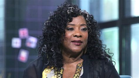 Loretta Devine Biography