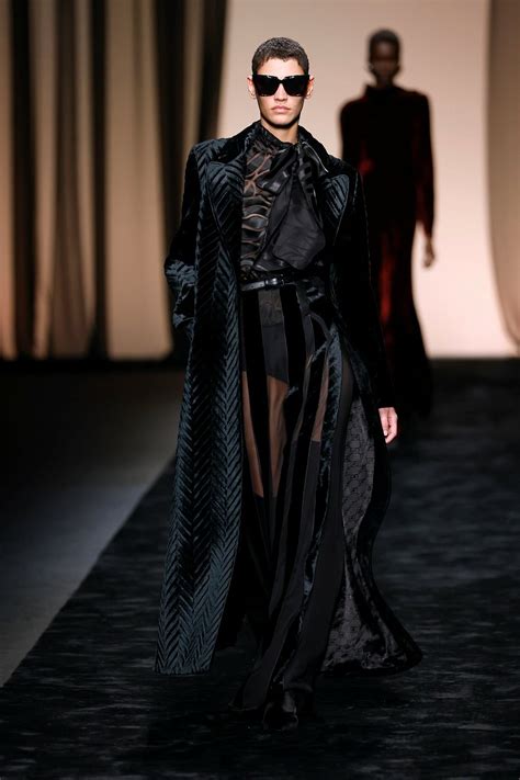 Alberta Ferretti Fashion Show Runway Ready To Wear Fall Winter