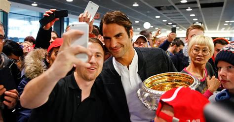 La Emotiva Recepción A Federer En Suiza Tras Ganar El Abierto De