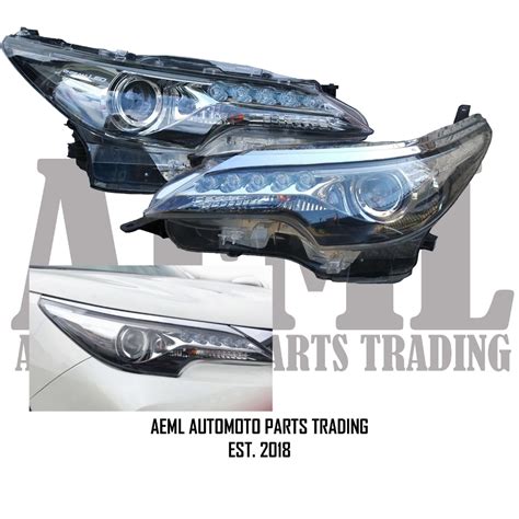 Genuine Toyota Fortuner Headlight Headlamp V Variant Bi