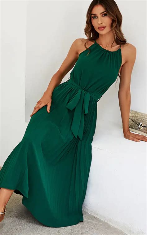 Halter Neck Pleated Midi Dress In Green Fs Collection Silkfred Us