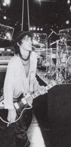 Pin op The Izzy Stradlin Appreciation Board