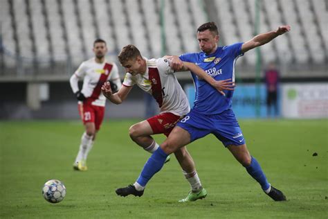 Pilka Nozna Fortuna I Liga Lks Lodz Puszcza Niepolomice