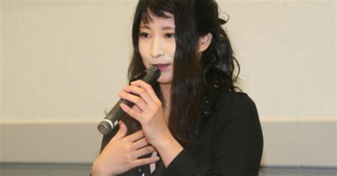 「私は洗脳されていた」av強要の実態、被害者のくるみんアロマさんが語る