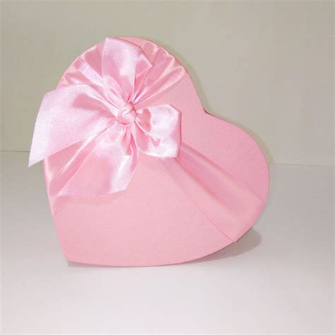 Подарочная коробка "Сердце" 16*14*6 см. Розовая, с бантом. - купить по ...