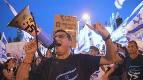 Tens Of Thousands Of Israelis Again Protest Judicial Reform Plan