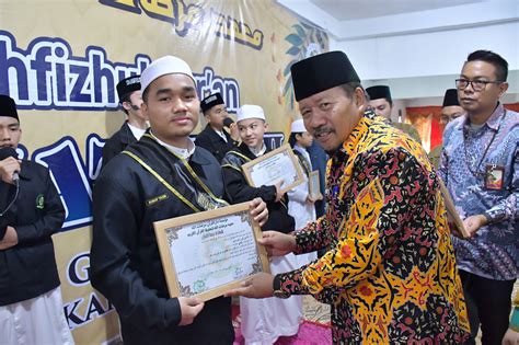 Hadiri Wisuda Tahfidz Al Quran Ke Viii Bupati Agam Ungkap Bangga