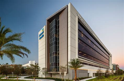 AdventHealth Tampa Taneja Tower | HuntonBrady