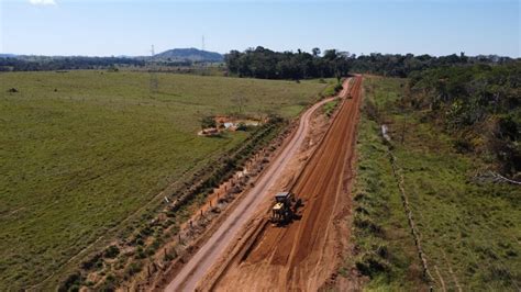 Estradas Transportes Serviços Públicos DER avança nas obras de