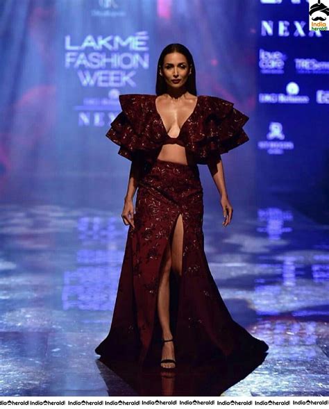 Malaika Hot And Sexy Stills