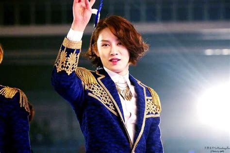 17 Best images about Kim Heechul on Pinterest | Beijing, Yesung and Macau