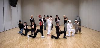 SEVENTEEN HOT DANCE PRACTICE