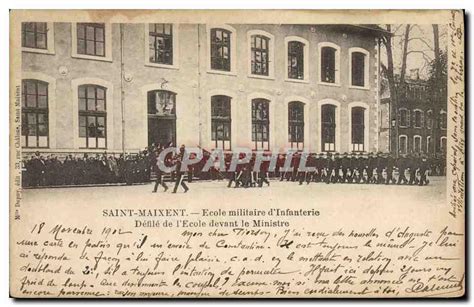 Carte Postale Ancienne Militaria Ecole militaire d infanterie Defîle de