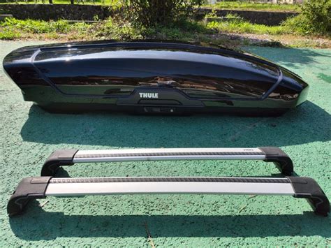Thule Motion 800 XT i krovni nosači Thule Wing Bar Edge