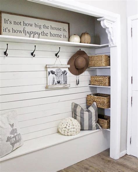 29 Best Entryway Ideas For Small Spaces 2019 The Entry Is The First