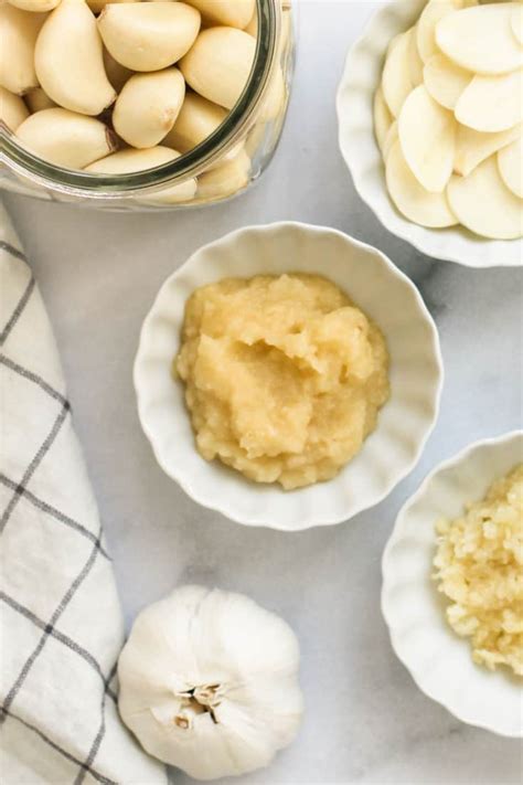 homemade garlic paste bold flavorful fresh ministry  curry