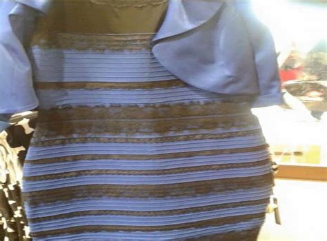 Black And Blue Or White And Gold Judge For Yourself A First Hand