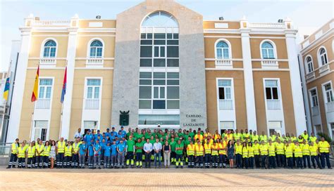 El Cabildo De Lanzarote Recibe A Los 158 Nuevos Trabajadores Del Plan