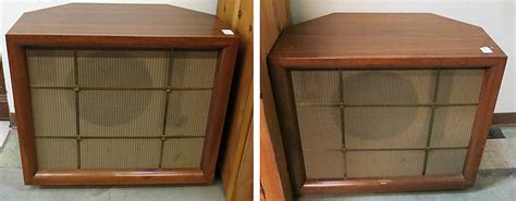 Lot PAIR OF VINTAGE ELECTRO VOICE REGENCY SPEAKERS El