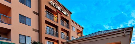 Hotels at The Domain Austin TX | Courtyard Austin The Domain Area