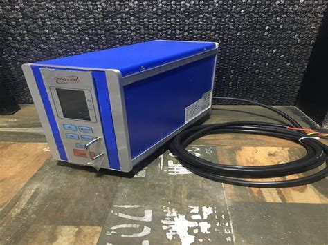 Single Zone Hot Runner Temperature Controller At 9900 Piece Hot Runner System For Plastic