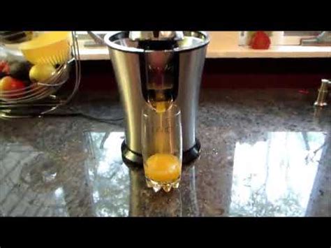 Gourmia Epj Electric Citrus Juicer Youtube